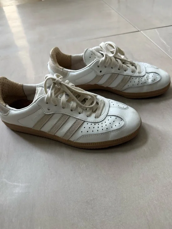 Adidas Samba Classic White Leather Sneakers - Picture 3 of 11